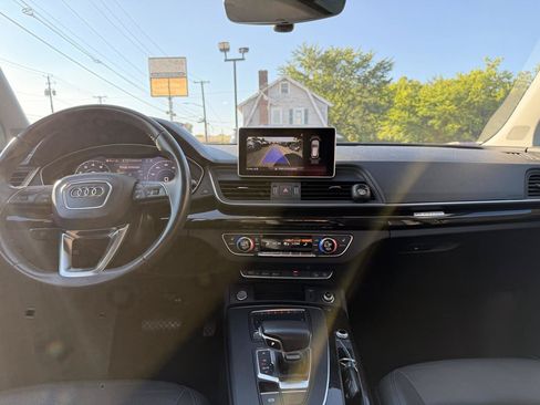 Used 2018 Audi Q5 2.0T Premium Plus w/ Premium Plus Package AWD/4WD image 13