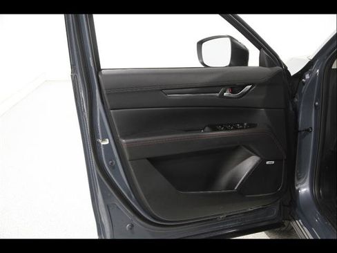 Certified 2025 MAZDA CX-5 Carbon Edition image 4