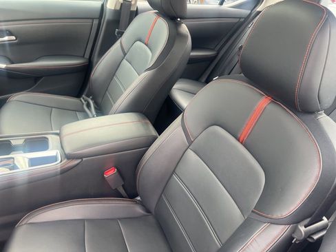 Certified 2024 Nissan Sentra SR w/ SR Premium Package image 5