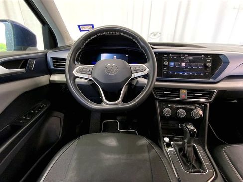 Used 2023 Volkswagen Taos SE FWD image 14