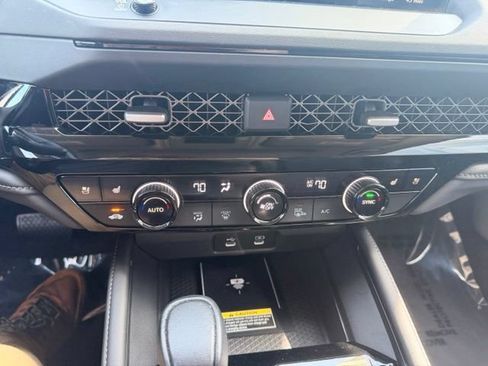 Used 2024 Honda Accord Touring image 22