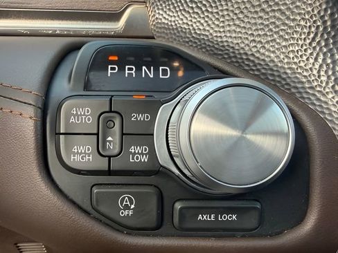 Certified 2025 RAM 1500 Limited image 30