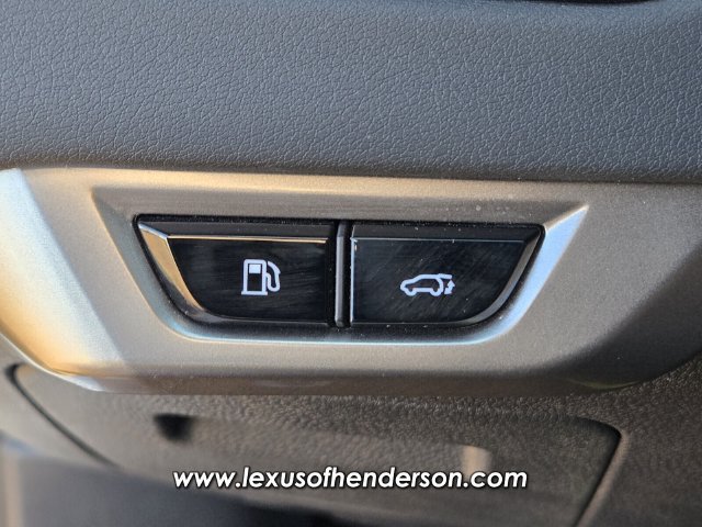 Used 2025 Lexus RX 350 FWD w/ Accessory Package image 27