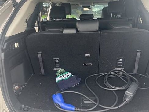 Used 2024 MAZDA CX-90 Plug-In Hybrid w/ Preferred AWD/4WD image 15