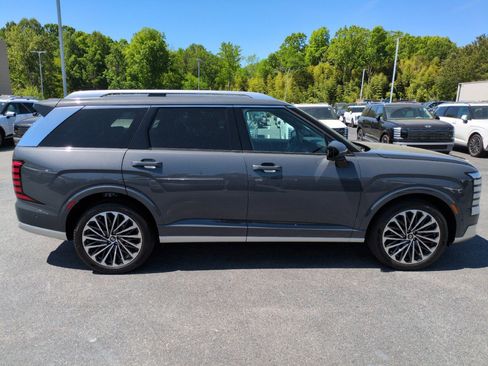 New 2026 Hyundai Palisade Calligraphy AWD/4WD image 8