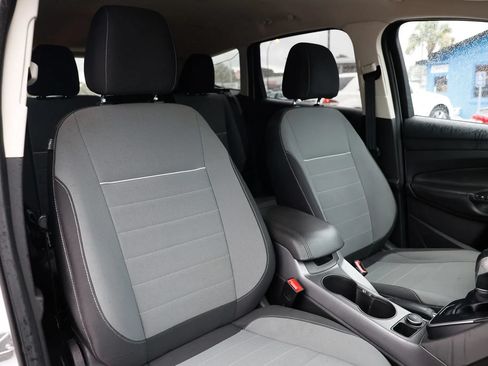 Used 2014 Ford Escape SE w/ Equipment Group 201A FWD image 22