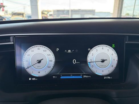Used 2024 Hyundai Tucson Limited AWD/4WD image 19