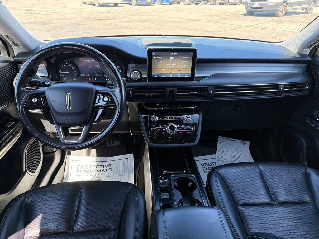 Used 2020 Lincoln Corsair AWD w/ Equipment Group 101A image 2