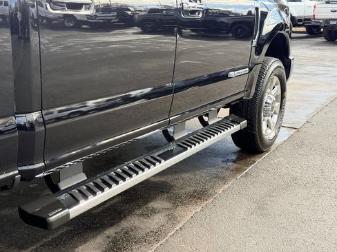 Used 2017 Ford F350 Lariat w/ Lariat Ultimate Package image 15