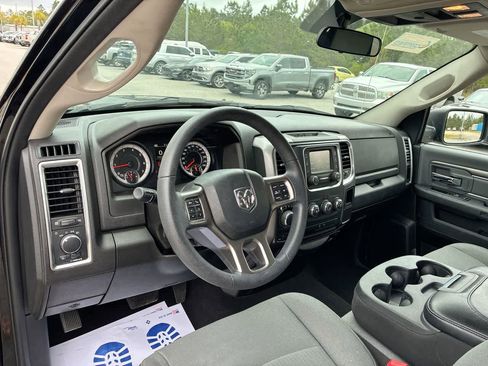 Used 2024 RAM 1500 Classic SLT AWD/4WD image 10