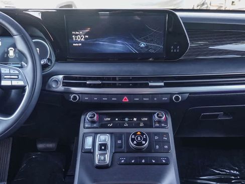 Used 2024 Hyundai Palisade Calligraphy image 7