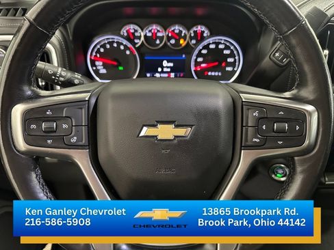 Used 2021 Chevrolet Silverado 1500 LT AWD/4WD image 12