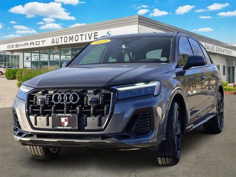 Used 2025 Audi Q7 3.0T Premium Plus image 3