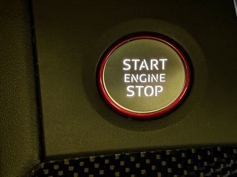 Certified 2022 Audi SQ5 Premium Plus image 24