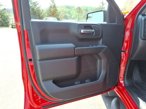 Certified 2025 Chevrolet Silverado 1500 Custom w/ Turbomax Blackout Package image 23