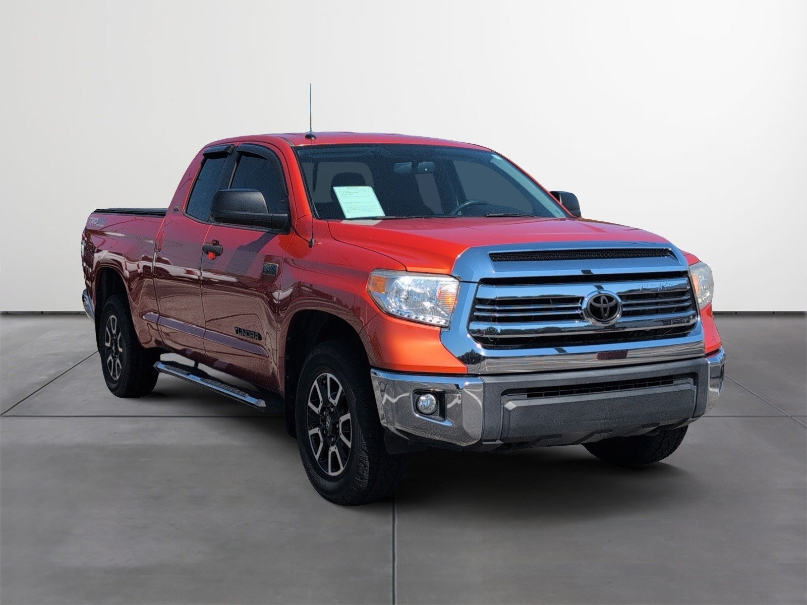 Used 2016 Toyota Tundra SR5 w/ TRD Off Road Package AWD/4WD image 7
