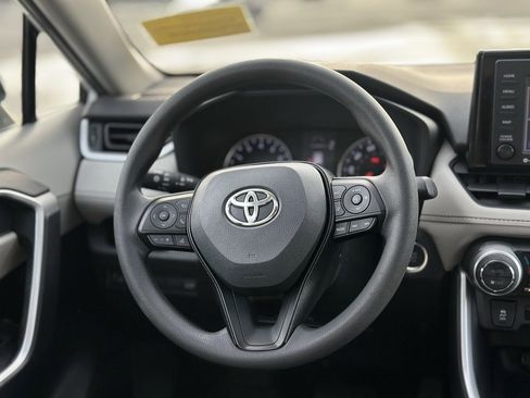Used 2020 Toyota RAV4 XLE image 11