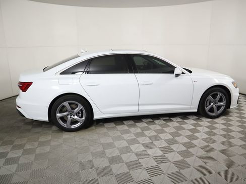 Used 2025 Audi A6 Premium Plus w/ Premium Plus Package image 5