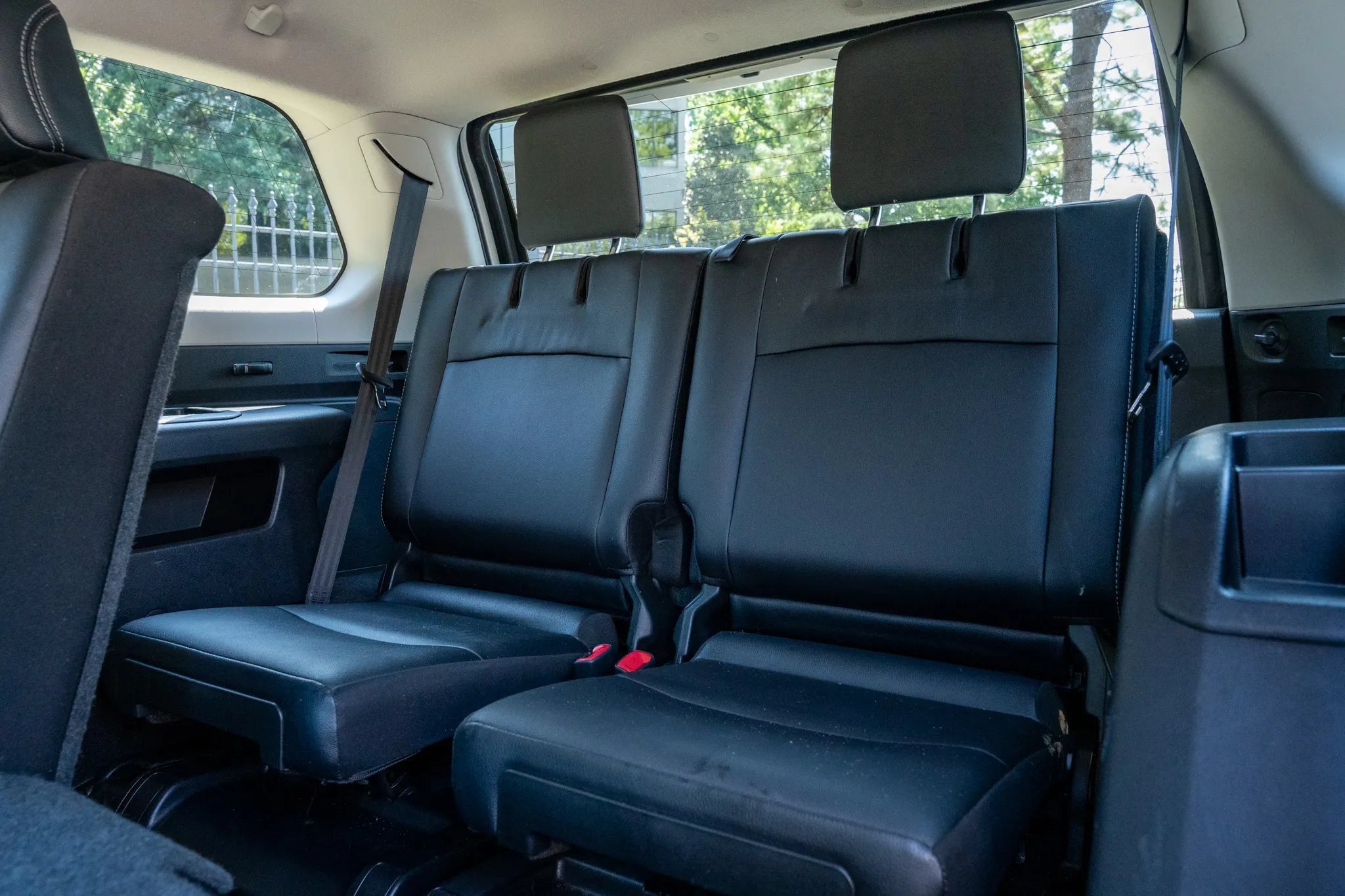 Used 2022 Toyota 4Runner SR5 Premium w/ Moonroof Package AWD/4WD image 17