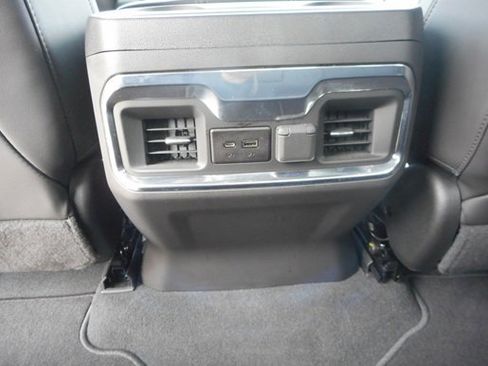 Used 2022 Chevrolet Silverado 1500 High Country w/ Technology Package image 19