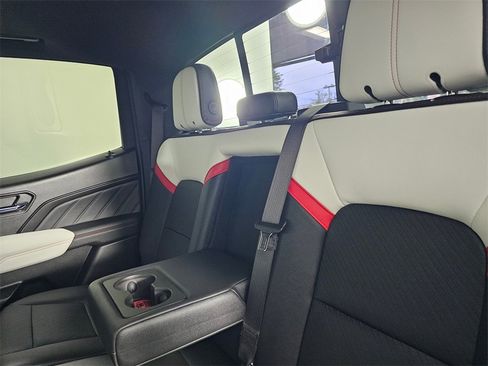 Used 2023 GMC Canyon AT4X w/ Edition 1 image 21