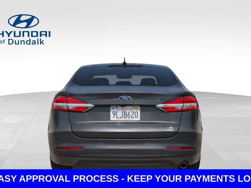 Used 2020 Ford Fusion SE FWD image 8