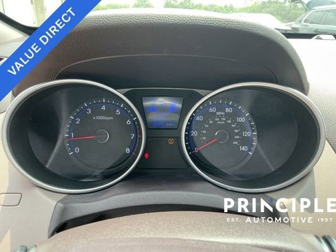 Used 2015 Hyundai Tucson SE FWD image 13