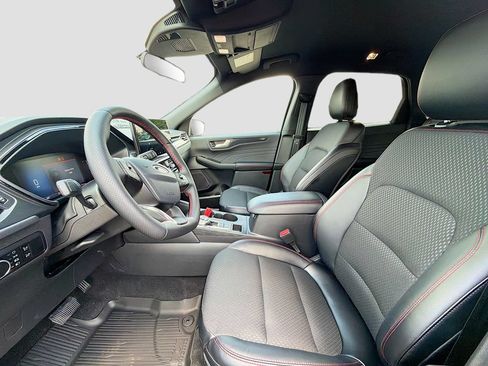 Used 2026 Ford Escape ST-Line w/ Tech Pack #1 AWD/4WD image 23
