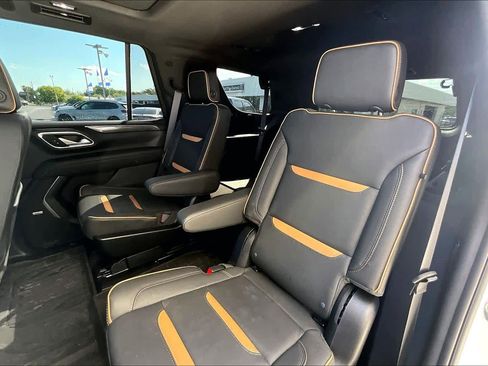 Used 2024 GMC Yukon AT4 w/ AT4 Premium Plus Package image 22
