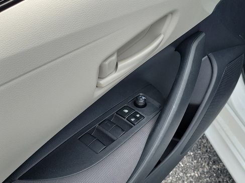Certified 2024 Toyota Corolla LE FWD image 21