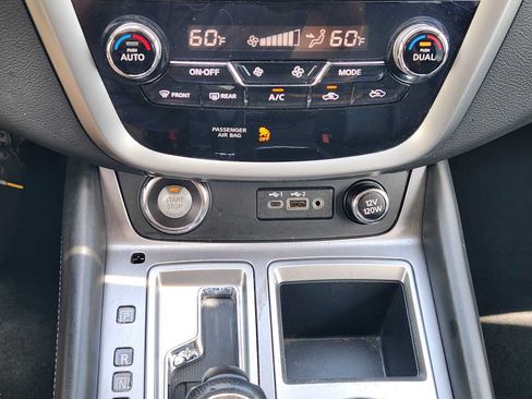 Used 2023 Nissan Murano SV FWD image 19