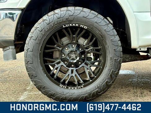 Used 2020 Ford F150 Lariat image 12