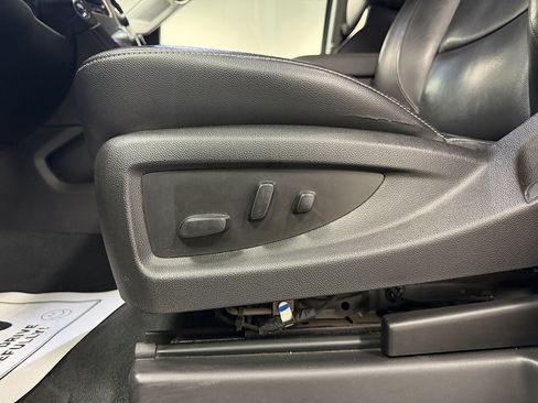 Used 2019 Chevrolet Tahoe LT w/ LT Signature Package AWD/4WD image 23