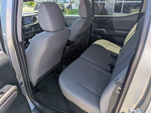 Used 2022 Toyota Tacoma SR5 w/ Technology Package AWD/4WD image 23