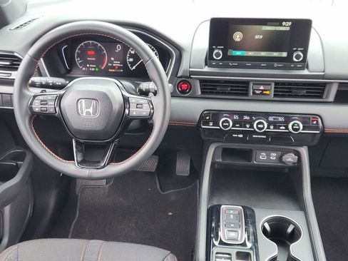 Used 2025 Honda Pilot Sport image 27