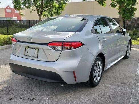 Used 2023 Toyota Corolla LE FWD image 6