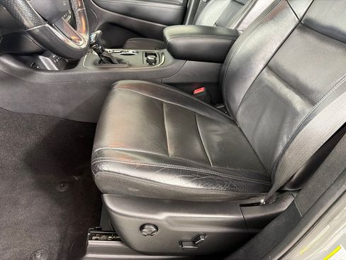 Used 2019 Dodge Durango R/T w/ Blacktop Package AWD/4WD image 12