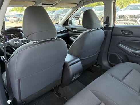Used 2024 Nissan Altima 2.5 SV FWD image 17