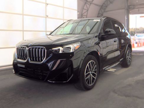Used 2026 BMW X1 xDrive28i AWD/4WD image 1