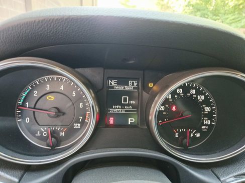 Used 2012 Jeep Grand Cherokee Laredo AWD/4WD image 13