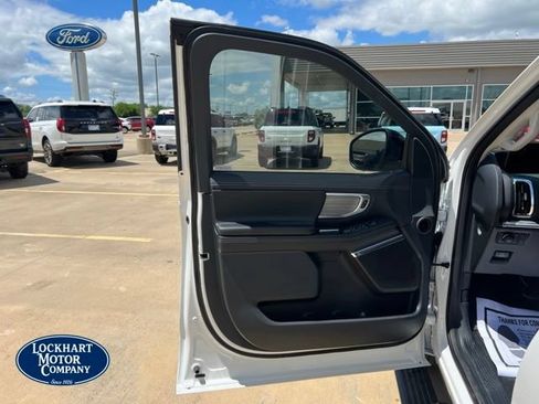 New 2026 Ford Expedition Max Platinum w/ Driver's Package AWD/4WD image 12