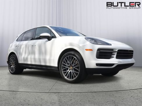 Used 2021 Porsche Cayenne image 3
