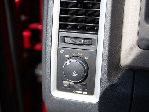 Used 2011 RAM 1500 Big Horn AWD/4WD image 16