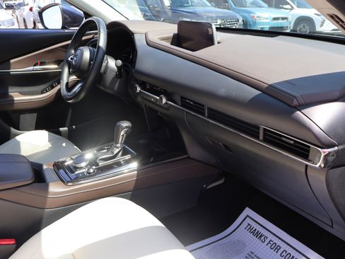 Used 2023 MAZDA CX-30 AWD 2.5 S w/ Premium Package image 9