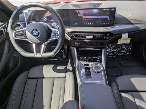 Used 2025 BMW 430i xDrive w/ M Sport Package image 16