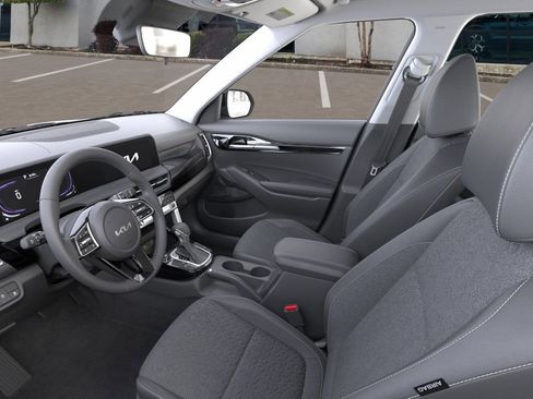 New 2026 Kia Seltos S image 17