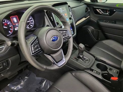 Used 2025 Subaru Forester Limited AWD/4WD image 16