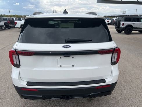 New 2025 Ford Explorer ST-Line w/ Premium Package image 7