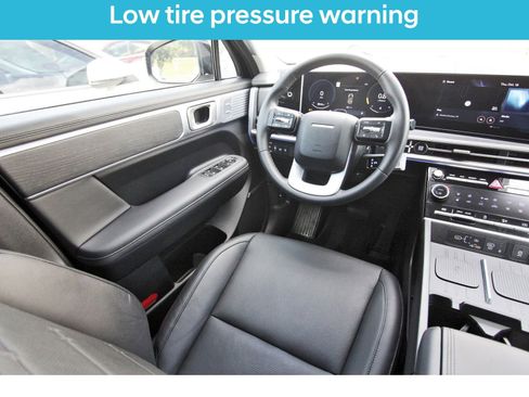 Used 2025 Hyundai Santa Fe Limited image 10