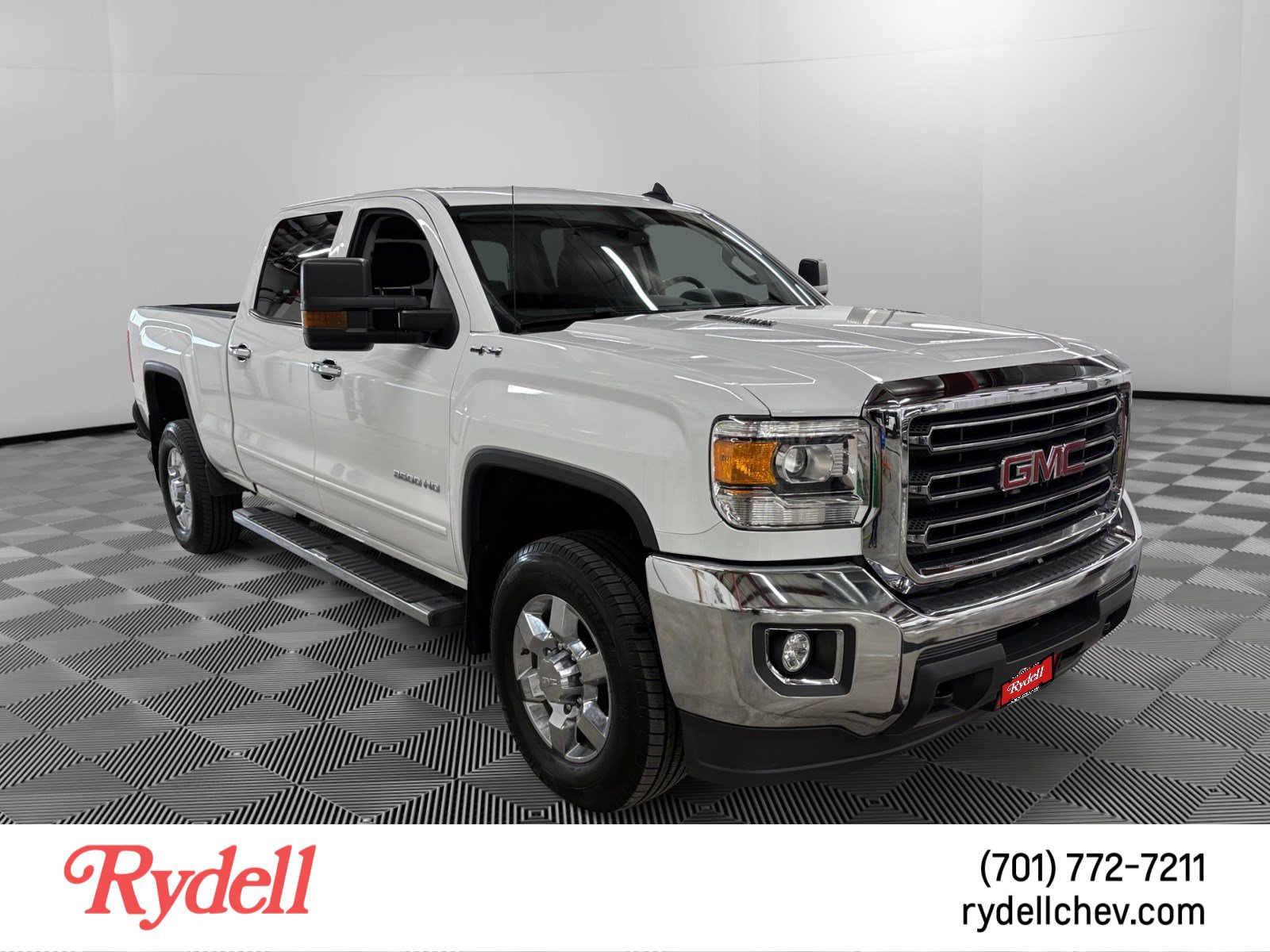 Used 2015 GMC Sierra 3500 SLE w/ SLE Fleet Preferred Package AWD/4WD image 7